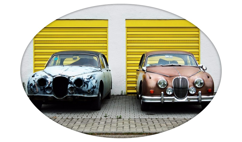 two classic cars used as an example for a/b testing
